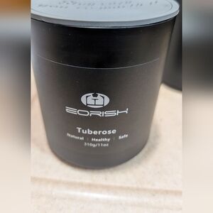 Eorish soy Aromatherapy Tuberose Candle — Black Matte Jar